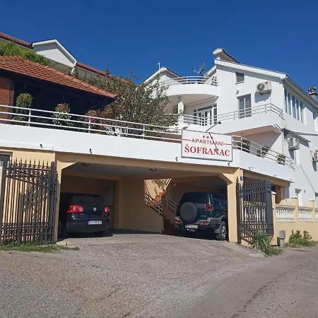 Sofranac 公寓